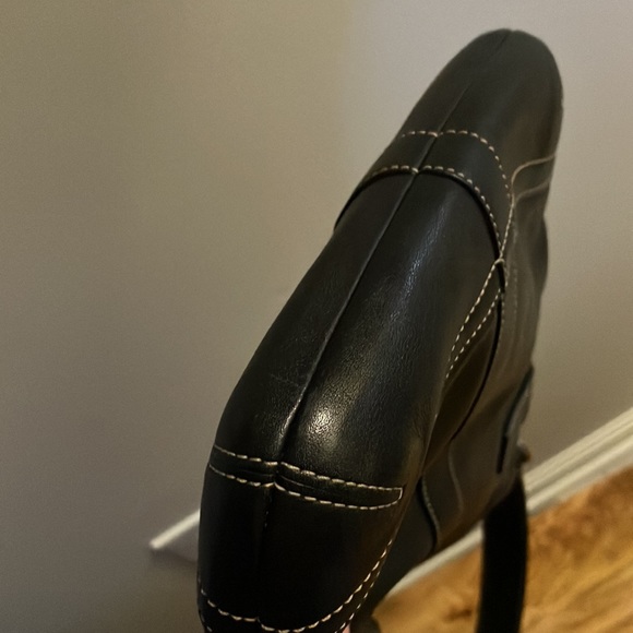 Coach black leather sm/med shoulder bag Serial no G05D-1453 - Picture 17 of 17